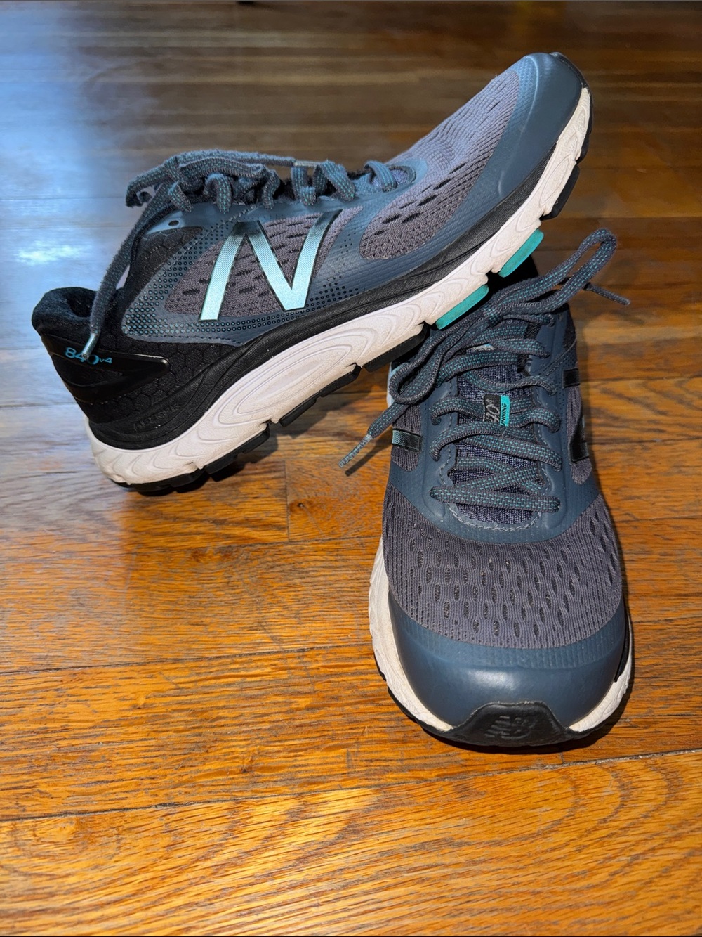 New Balance Dark Blue & Teal Athletic Sneakers